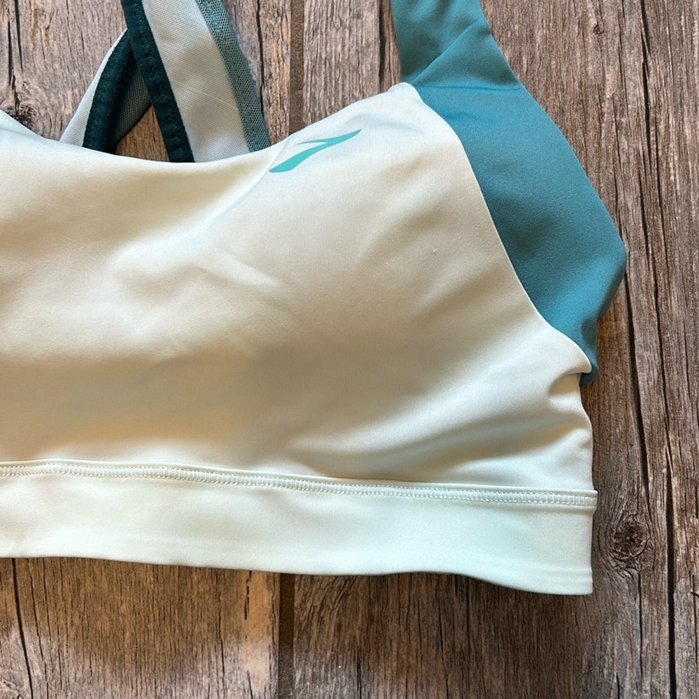 Brooks padded sports bra xs uplift - Picture 2 of 6